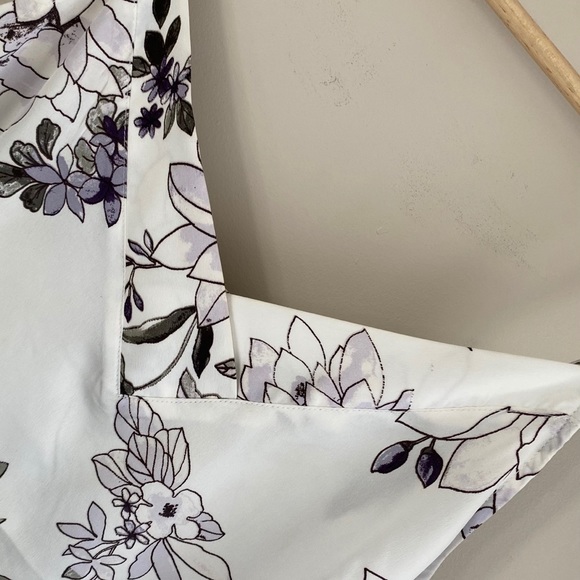 Floral Camisole - Picture 2 of 3